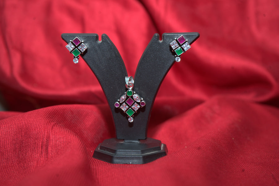 Floral Stone Set alternate view 3 by DG Fine Silver