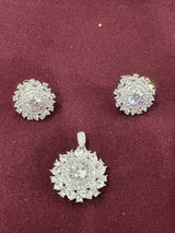 Crystal Sunburst Pendant Set, detail view