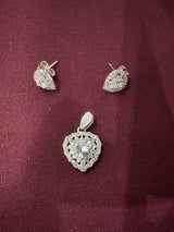 Heart Halo Pendant Set, detail view