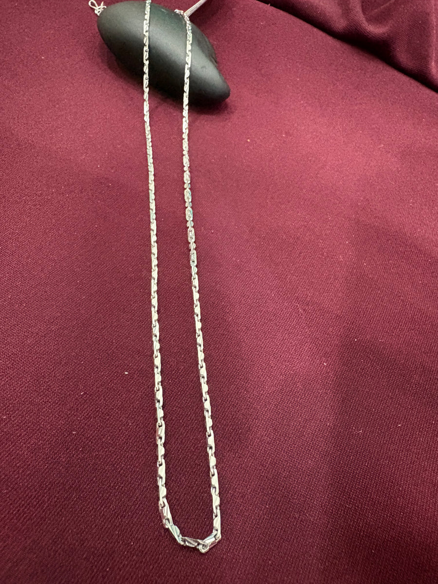 Diamond Cut Link Chain, front view