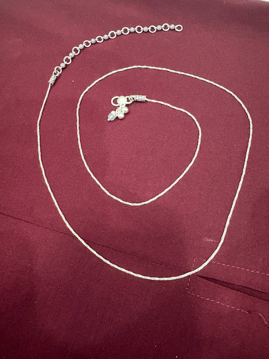 Silver-Tone Leaf-Charm Waist Chain front view