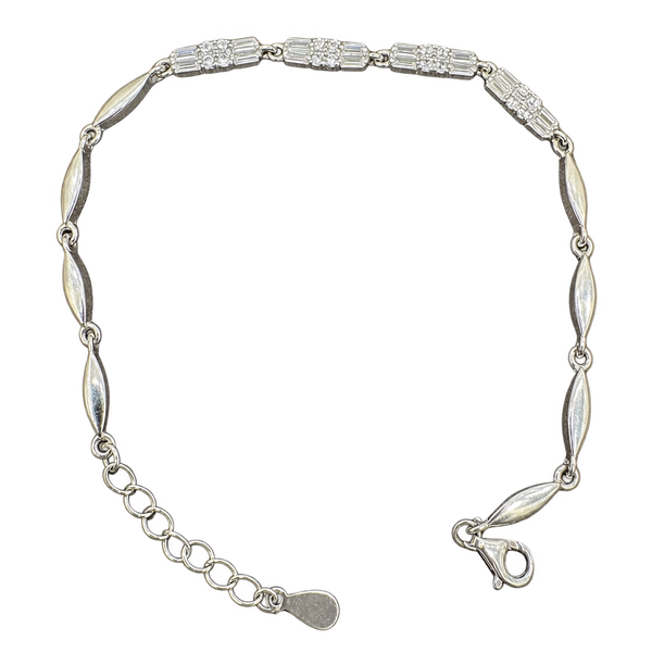 Marquise Link Chain Bracelet, transparent catalogue view