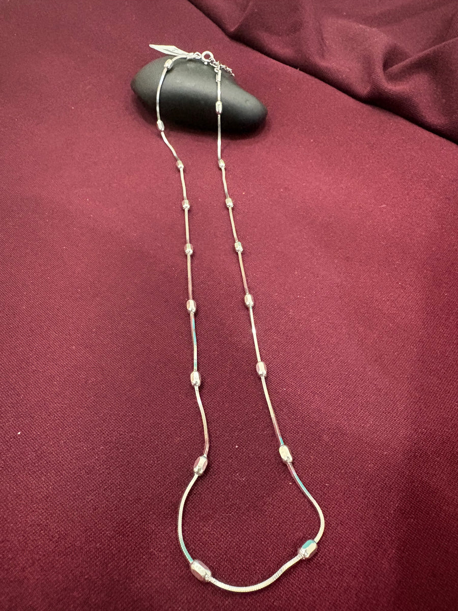Oval Bead Snake Chain, top view
